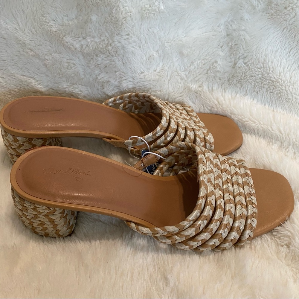 Universal Thread Tan Mule Heels